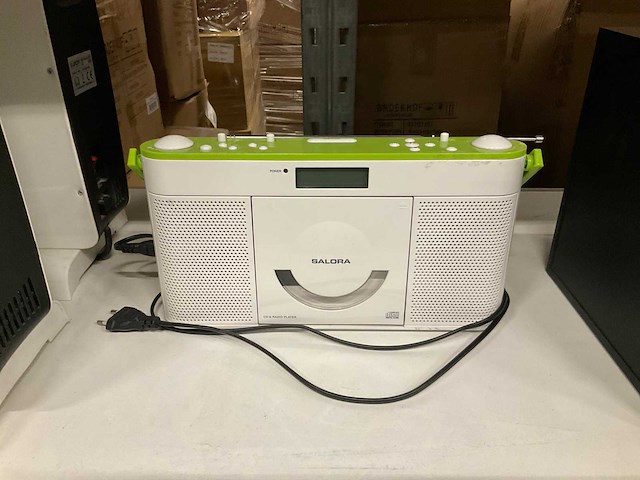 Salora cd & radio player - afbeelding 1 van  1