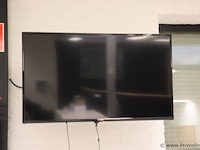 Salora televisie 43ua330 incl. ophangsysteem - afbeelding 1 van  6