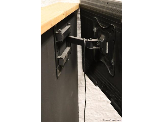 Salora televisie incl. ophangsysteem - afbeelding 2 van  2