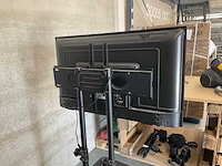 Salora televisie op verrijdbare standaard - afbeelding 3 van  3