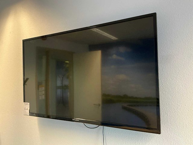 Salora televisie - afbeelding 2 van  4