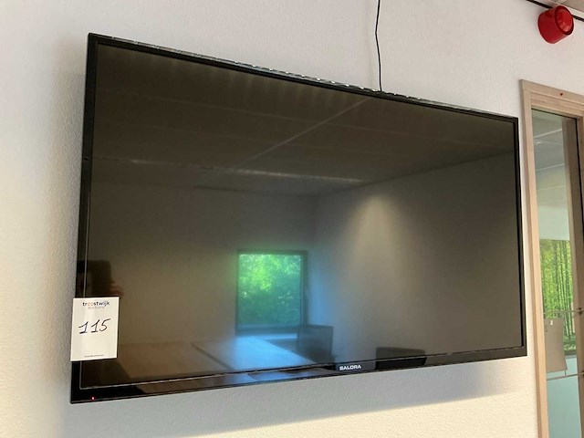 Salora televisie - afbeelding 2 van  5