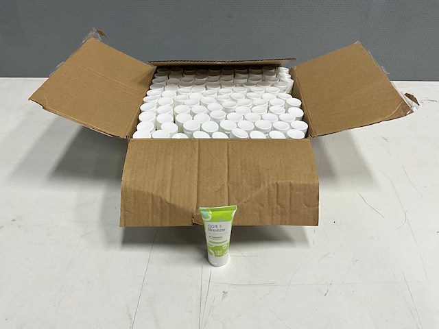 Salt+breeze - reel soft skin - shampoo & skin lotion (1900x) - afbeelding 13 van  13