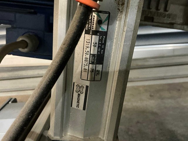 Salvador - 2002 - sel 600 - afkortcirkelzaagmachine - afbeelding 6 van  23