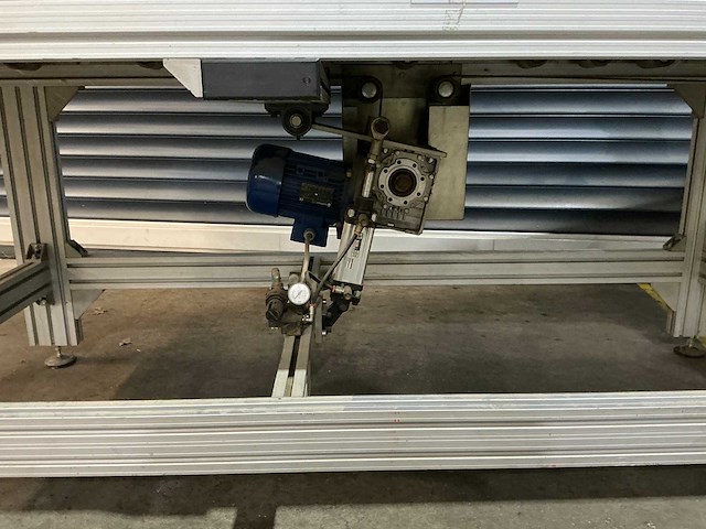 Salvador - 2002 - sel 600 - afkortcirkelzaagmachine - afbeelding 15 van  23