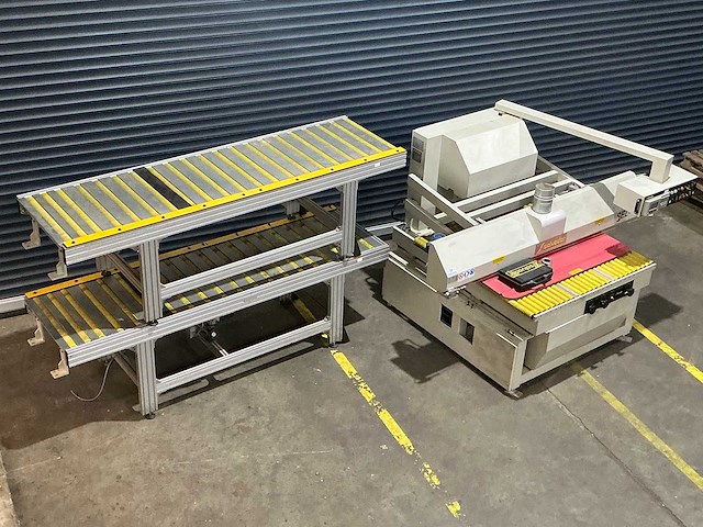 Salvador - 2002 - sel 600 - afkortcirkelzaagmachine - afbeelding 19 van  23