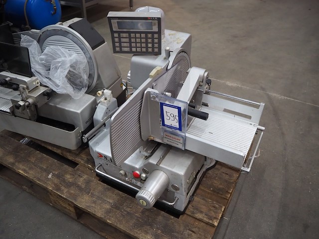 S.a.m. - afbeelding 1 van  11