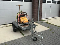 Samac s3500 trilplaat met aanhanger