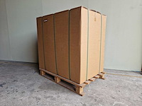 Samento - 2025 - r9 - massagestoel - afbeelding 1 van  8