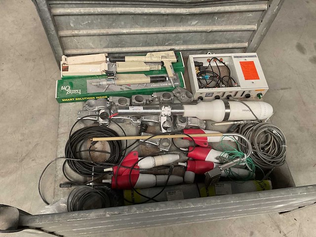 Sames divers apparatuur voor poedercoaten - afbeelding 1 van  3