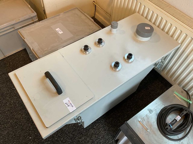 Sames poedervat - afbeelding 1 van  3