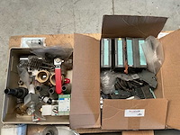 Sames/siemens diverse onderdelen op pallet - afbeelding 4 van  7