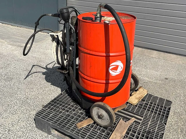 Samoa - mobiele pneumatische oliepomp - overige garage inventaris - afbeelding 2 van  4