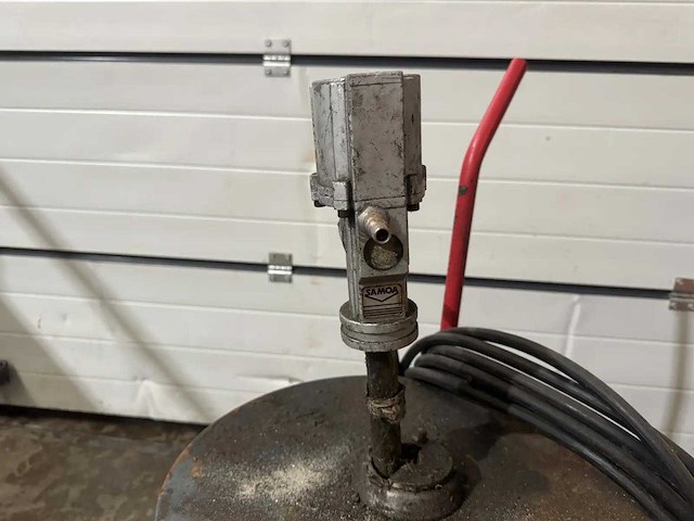 Samoa - smeeroliesysteem - afbeelding 2 van  4