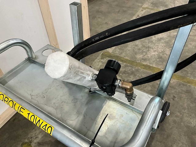 Samoa pump master 2 oliepomp op kar - afbeelding 1 van  1