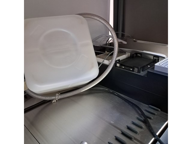 Sample analyzer, hamilton roche, cobas x480 - afbeelding 6 van  10