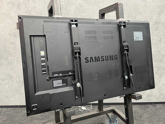 Samsung - 48" full hd monitor - afbeelding 10 van  13