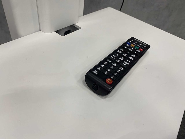 Samsung - 50" 4k ultra hd smart tv met verrijdbaar statief - afbeelding 2 van  18