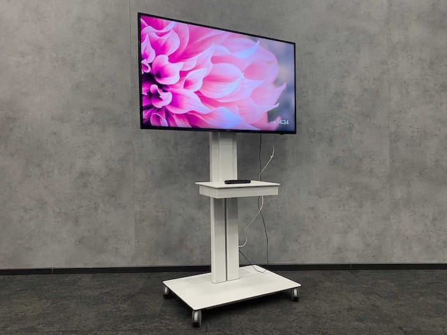 Samsung - 50" 4k ultra hd smart tv met verrijdbaar statief - afbeelding 1 van  18