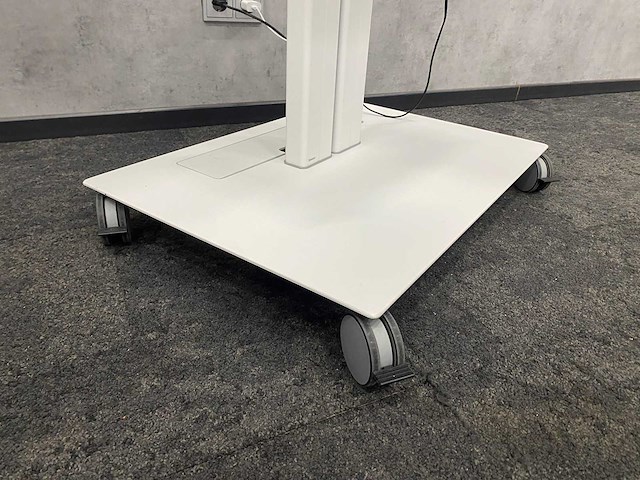 Samsung - 50" 4k ultra hd smart tv met verrijdbaar statief - afbeelding 14 van  18