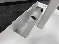 Samsung - 50" 4k ultra hd smart tv met verrijdbaar statief - afbeelding 17 van  18