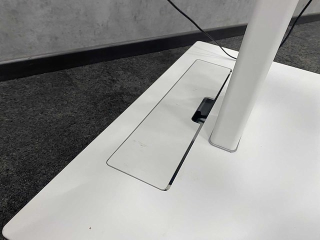 Samsung - 50" 4k ultra hd smart tv met verrijdbaar statief - afbeelding 16 van  18