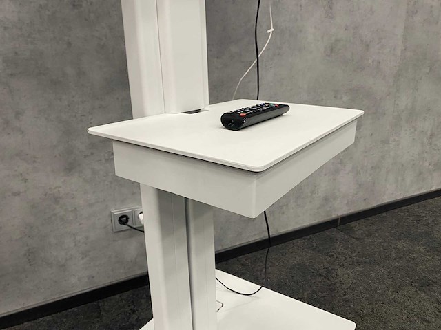 Samsung - 50" 4k ultra hd smart tv met verrijdbaar statief - afbeelding 18 van  18