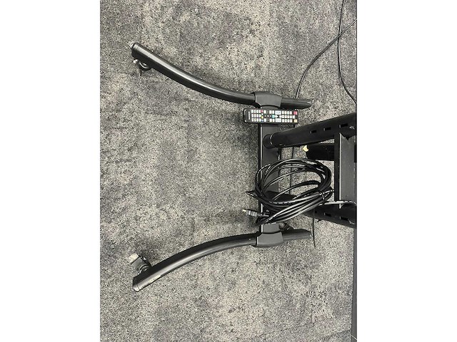Samsung - 55" monitor met verrijdbaar statief - afbeelding 9 van  10