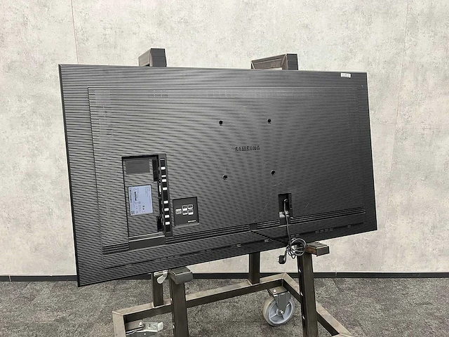 Samsung - 55" monitor - afbeelding 8 van  12