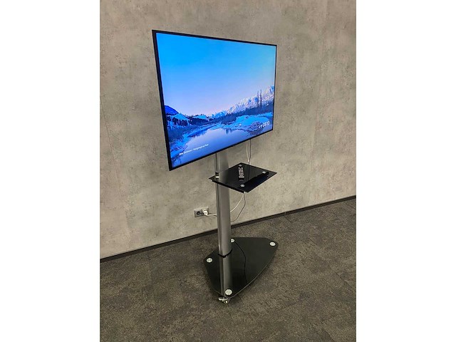 Samsung - 55" uhd tv met verrijdbaar statief - afbeelding 4 van  11
