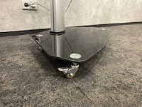 Samsung - 55" uhd tv met verrijdbaar statief - afbeelding 6 van  11