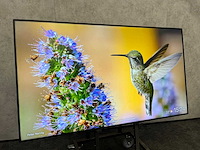 Samsung - 98" 4k uhd led monitor - afbeelding 3 van  10