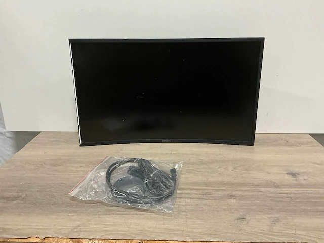 Samsung - c32hs70qqu - c32hg70qq - monitor - afbeelding 1 van  6