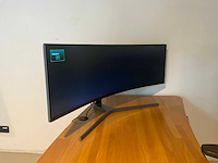 Samsung - c49hg90dmu - monitor - afbeelding 4 van  11