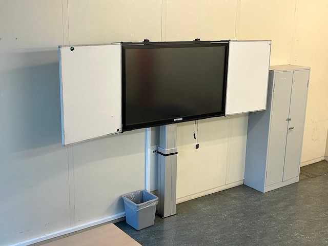 Samsung - ed65d - smartboard 65inch - afbeelding 2 van  6