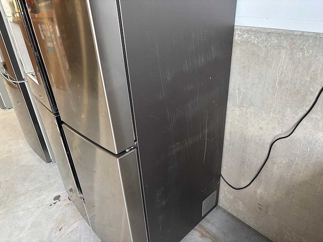 Samsung - koelkast - triple & metal cooling - afbeelding 3 van  12