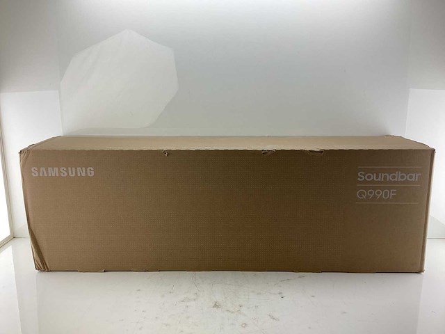 Samsung - q990f - soundbar - afbeelding 1 van  3
