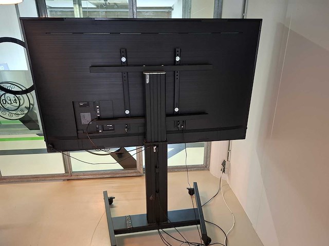 Samsung - qb75n-w - smartboard - afbeelding 8 van  11