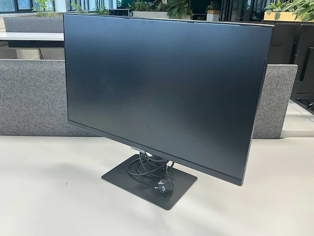 Samsung - s24a600ucu - monitor (2x) - afbeelding 1 van  4