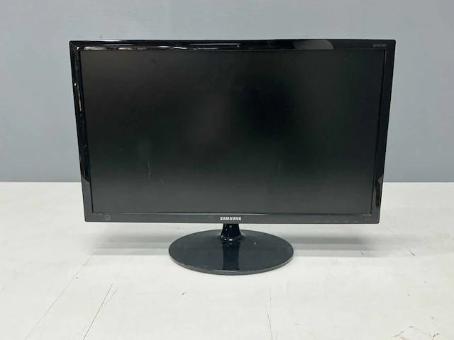 Samsung - s24d340h - monitor - afbeelding 2 van  10