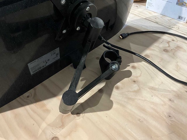 Samsung - s27e330 - monitor - afbeelding 2 van  3