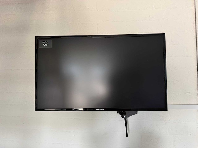 Samsung - s27f350fhu - monitor met beugel - afbeelding 1 van  4