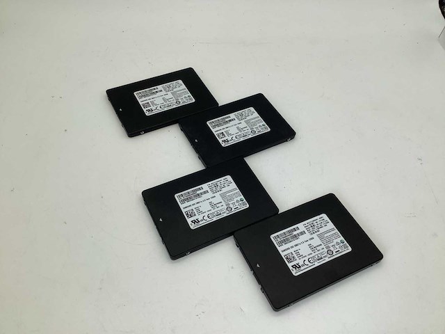 Samsung 128gb cm871 interne hardeschijf (4x) - afbeelding 3 van  5