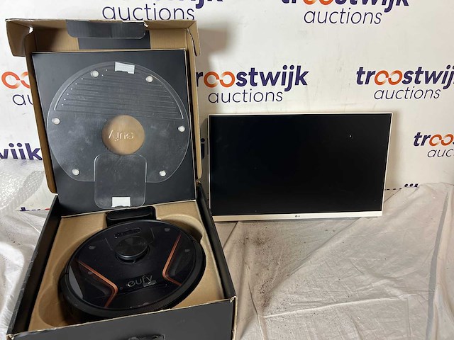 Samsung 27tq615s-wz monitor | eufy robovac x8 hybrid - afbeelding 1 van  1