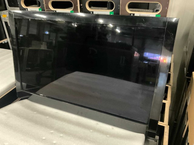 Samsung 32” full hd monitor (4x) - afbeelding 1 van  13