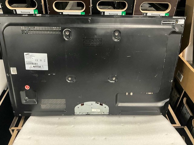 Samsung 32” full hd monitor (4x) - afbeelding 6 van  13