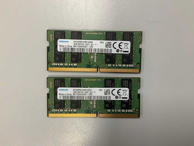 Samsung 32gb(2x 16gb) ddr4 ram sticks - m471a2k43cb1-crc (2x) - afbeelding 1 van  2