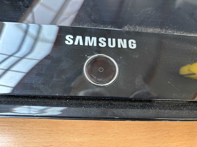 Samsung 40 inch televisie - afbeelding 2 van  5