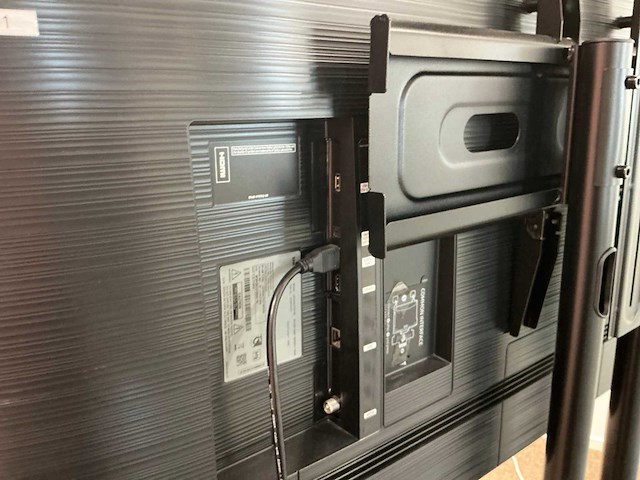 Samsung 50us662h9zc 50” televisie op standaard - afbeelding 6 van  6