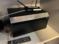 Samsung 75” televisie met logitech meetup en versterker - afbeelding 6 van  8